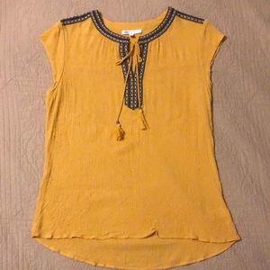 DR2 Yellow Sleeveless blouse top